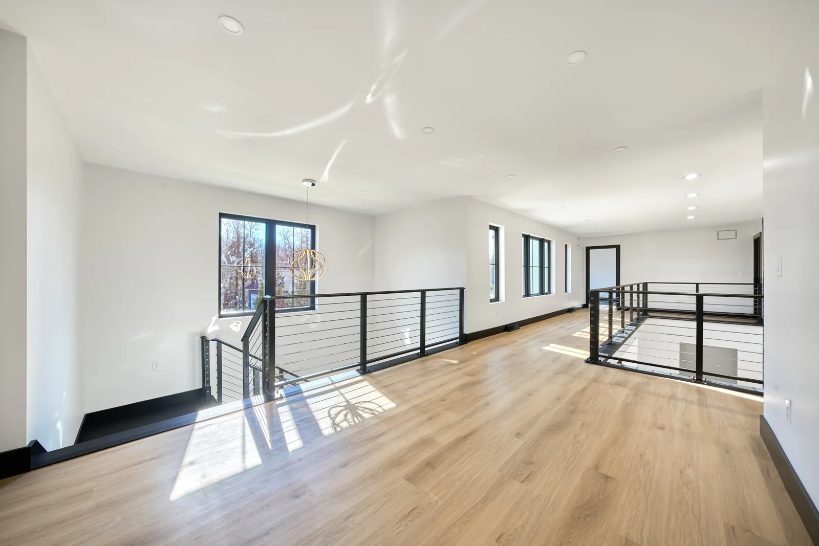 The Edgewood Residence — image 10