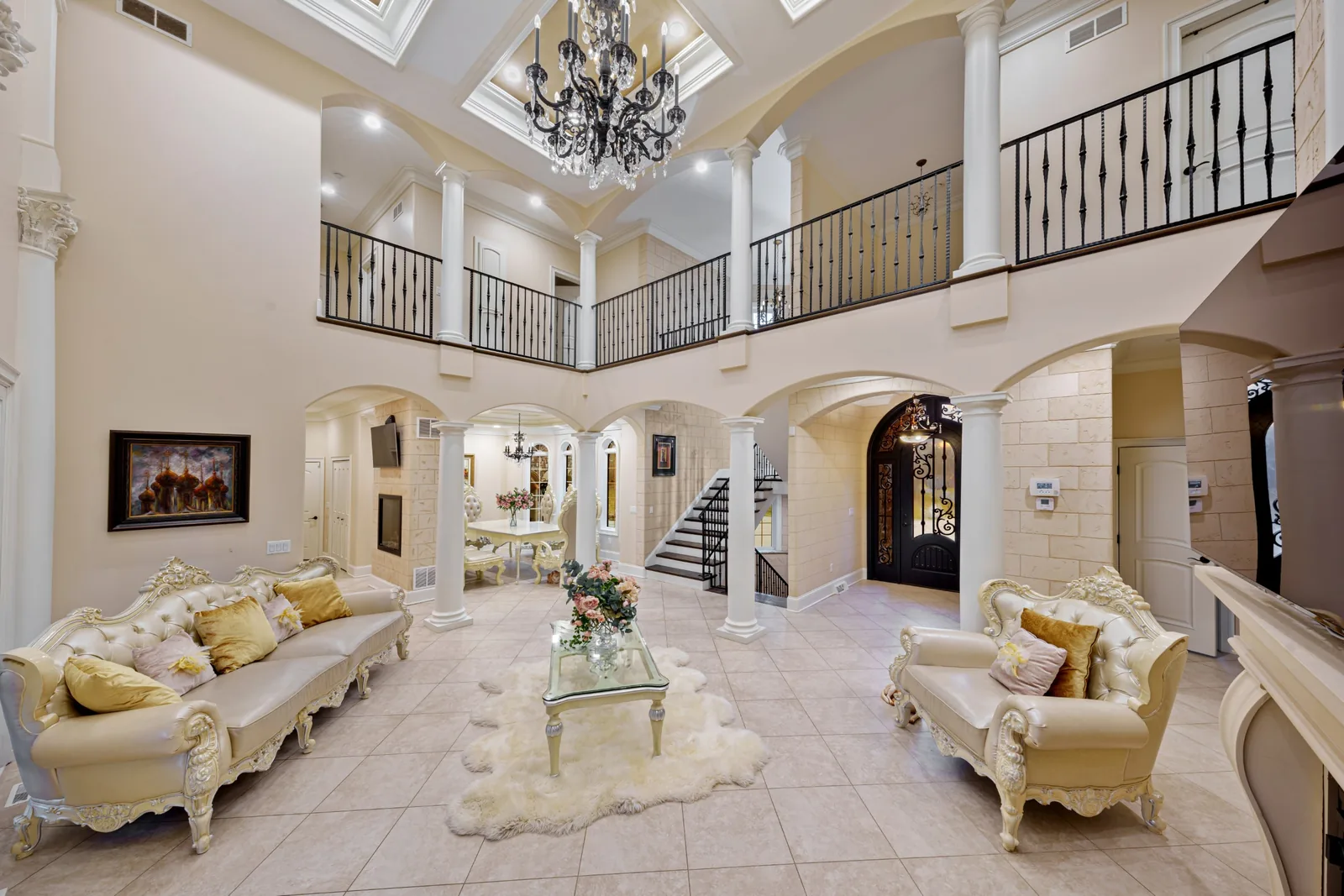 The Courtyard House — image 7